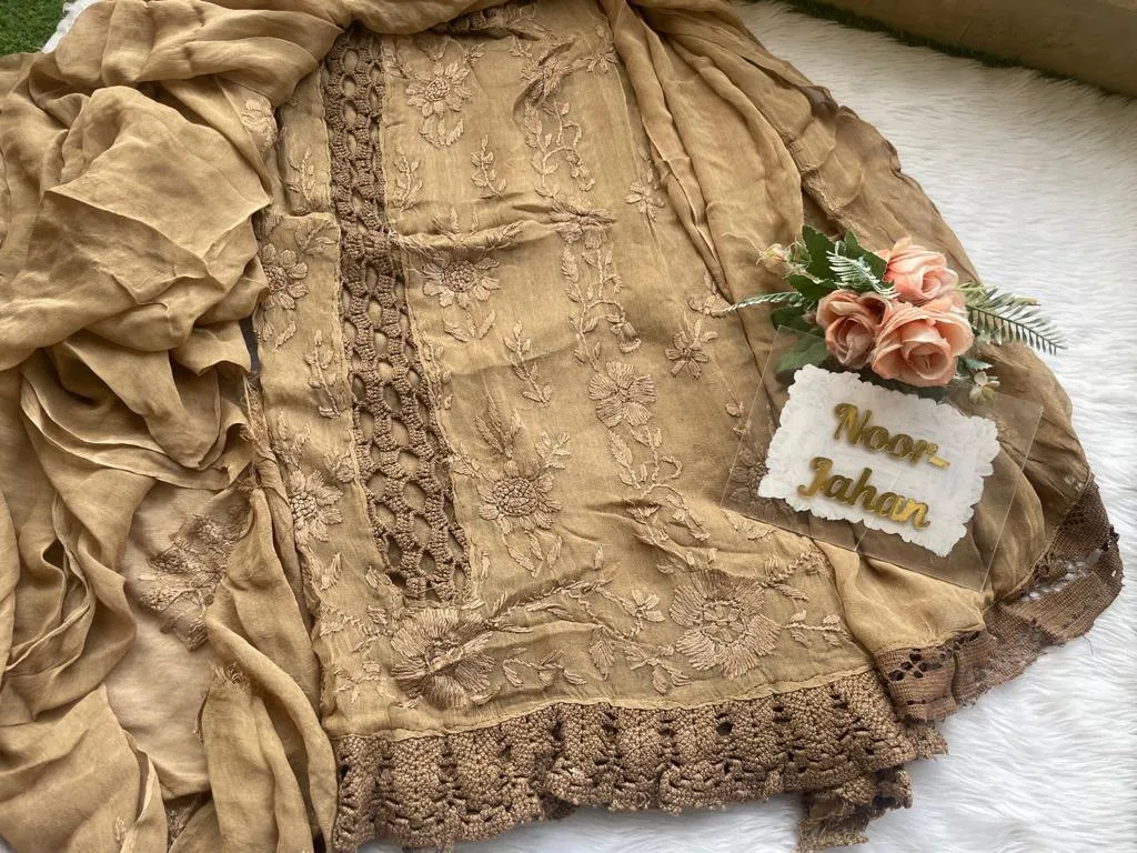 Brown Karachi Splendor: Qureshiya Crocia Suit with Dupatta