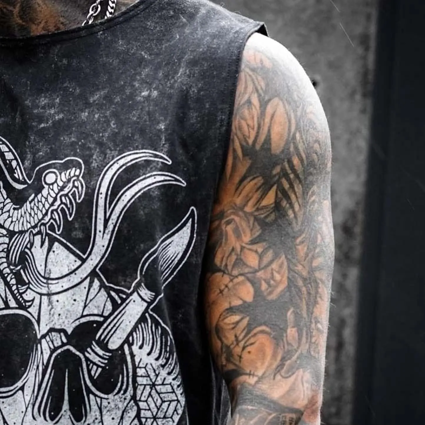 NINESTAR Men's Skull Graphic 3D Print Sleeveless Crewneck Shirt Quick Dry Sports Tank Tops