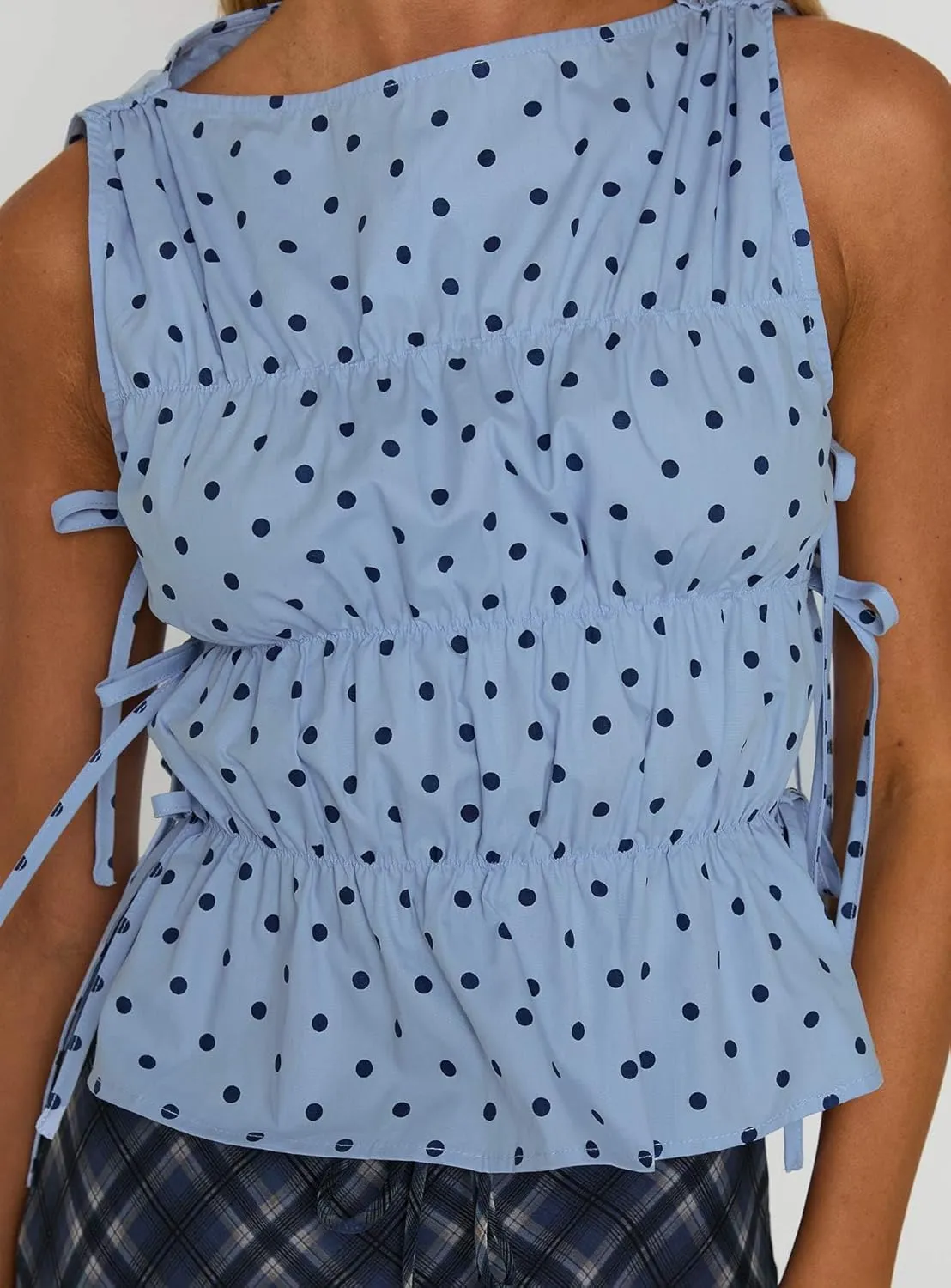 NUFIWI Women Cute Polka Dot Tank Top Boat Neck Smocked Going Out Y2k Tops Slim Fit Sleeveless Summer Shirts Streetwear