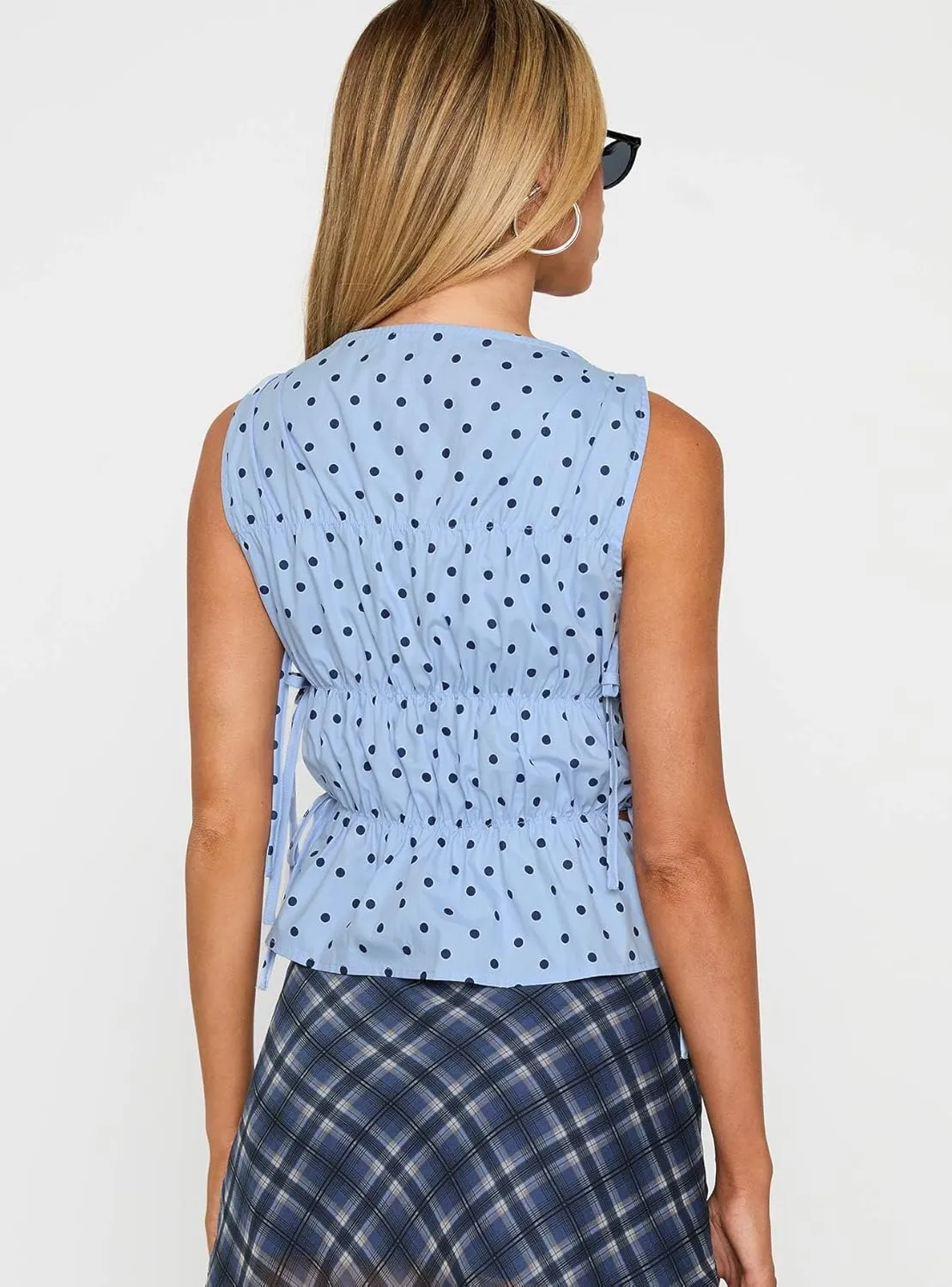 NUFIWI Women Cute Polka Dot Tank Top Boat Neck Smocked Going Out Y2k Tops Slim Fit Sleeveless Summer Shirts Streetwear
