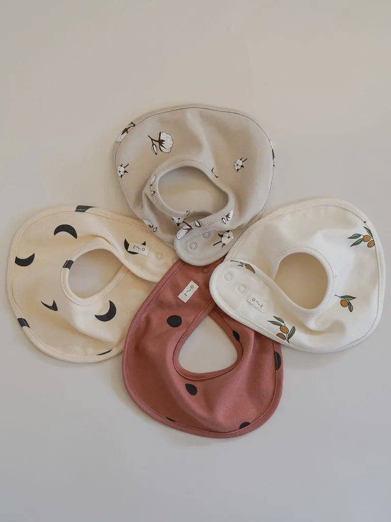 Olive Garden Bib