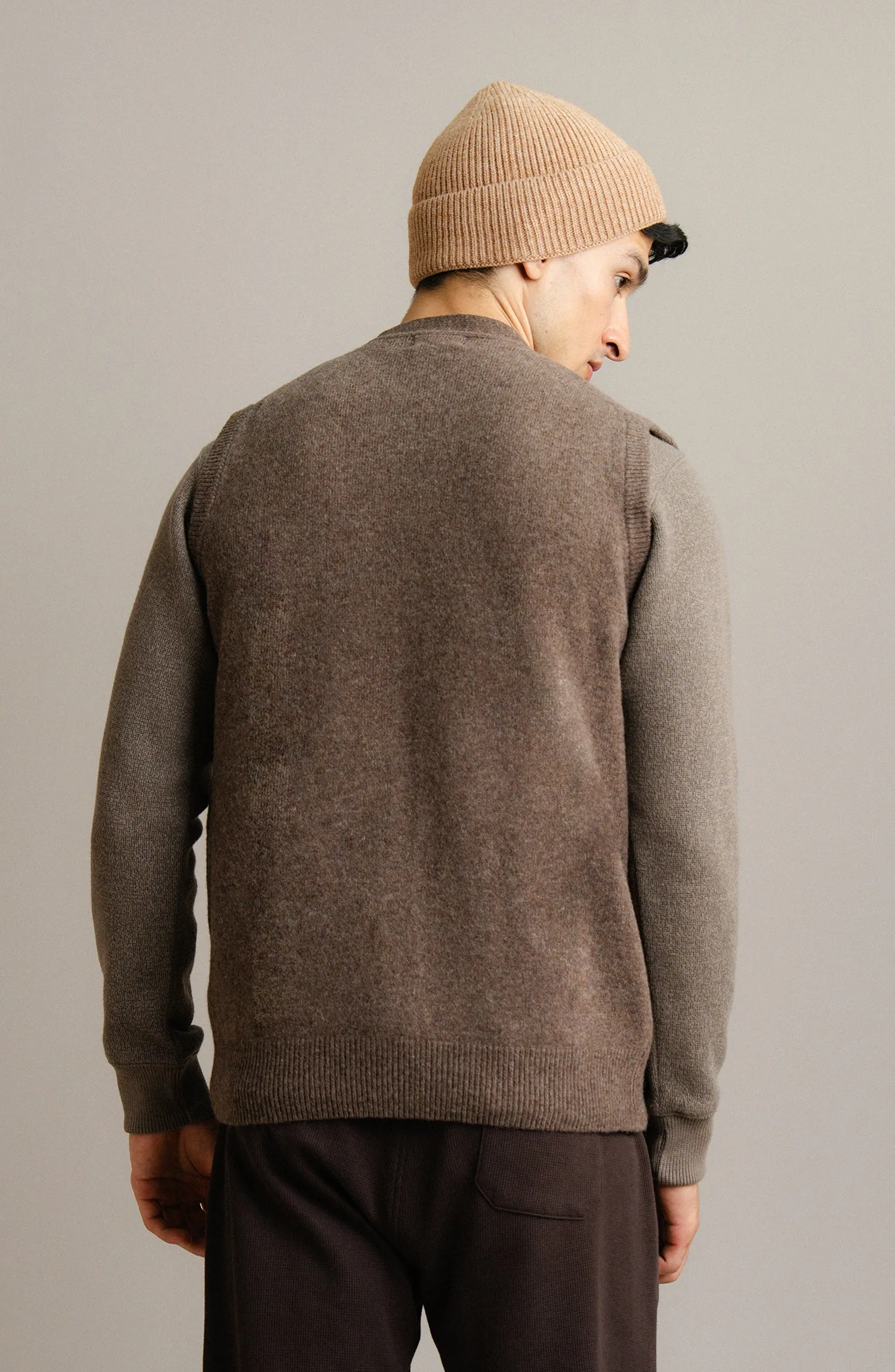 Sleeve-Less Cardigan - Brown
