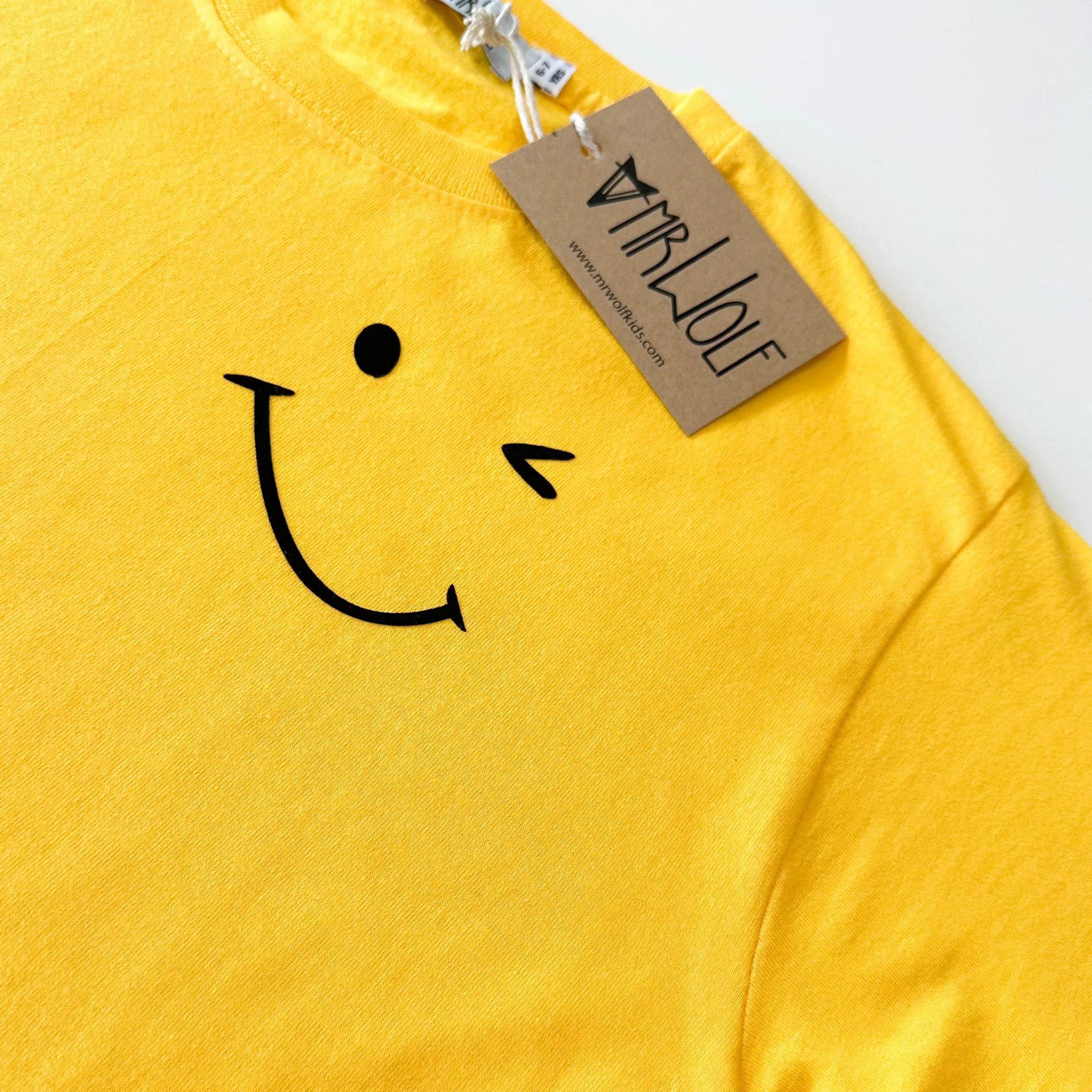 Wink Smiley Unisex Yellow Kids T-shirt
