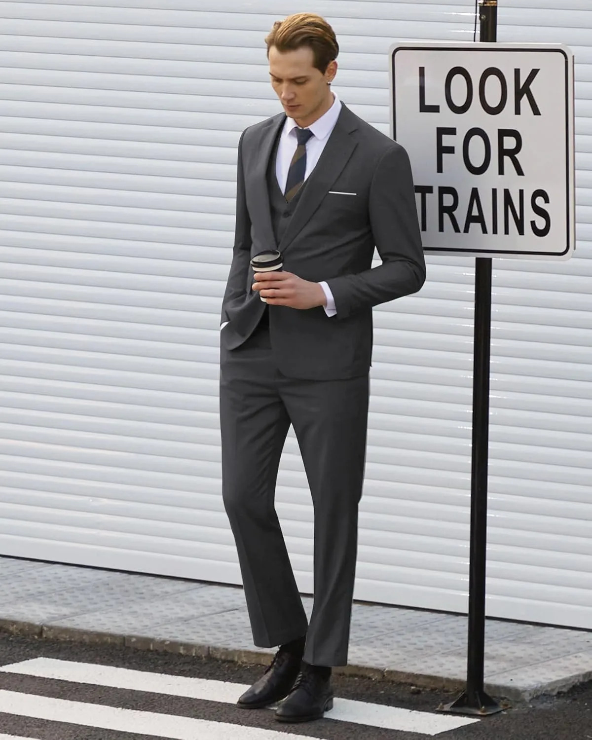 WULFUL Men's Slim Fit 3 Piece Suit, One Button Solid Blazer Business Party Jacket Vest Pants Set